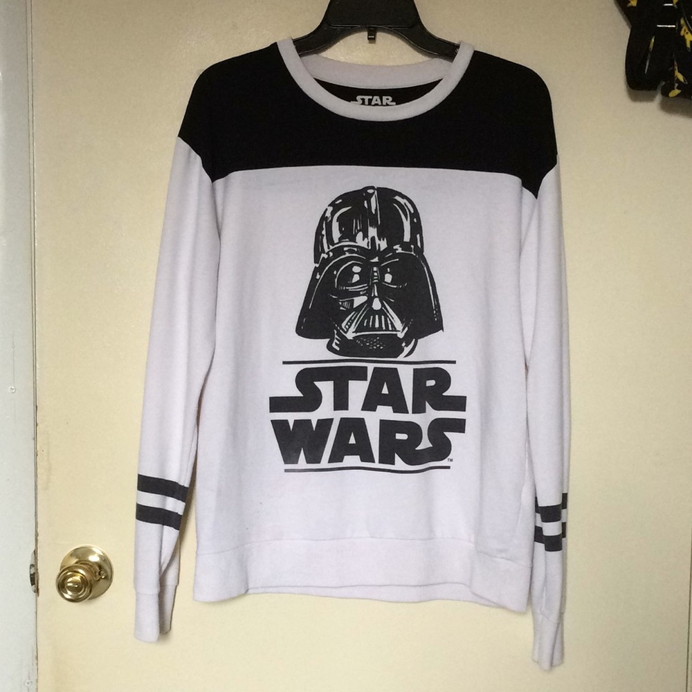 HOT TOPIC Star Wars Darth Vader Crew Neck Pullover